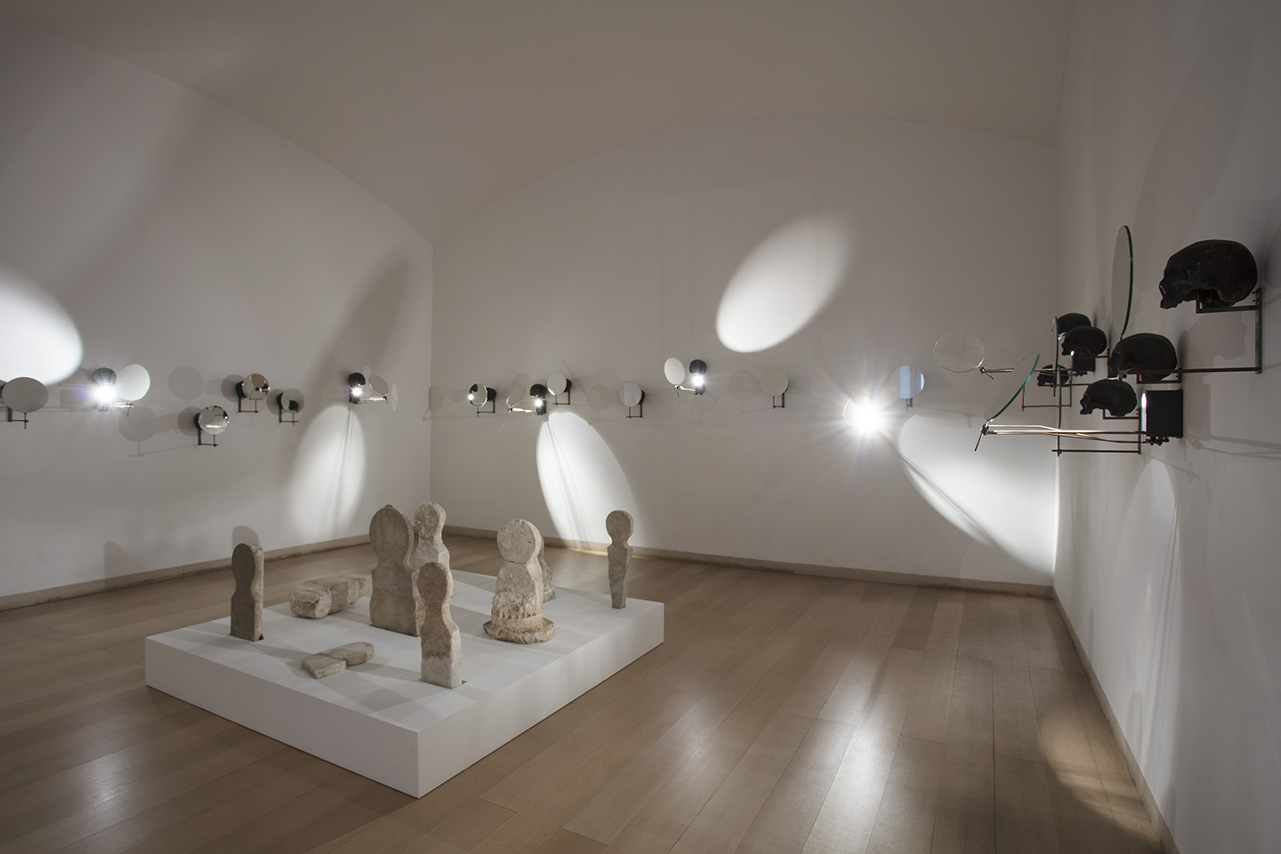 “PompeiMadre. Materia Archeologica” at Madre ·