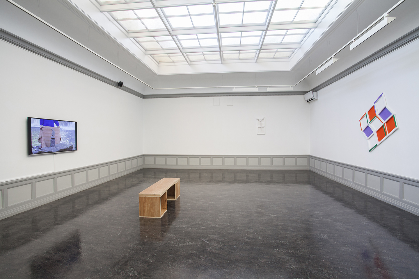 Jessica warboys “topo scenic” at kunsthall stavanger •mousse magazine Havefliser inspiration