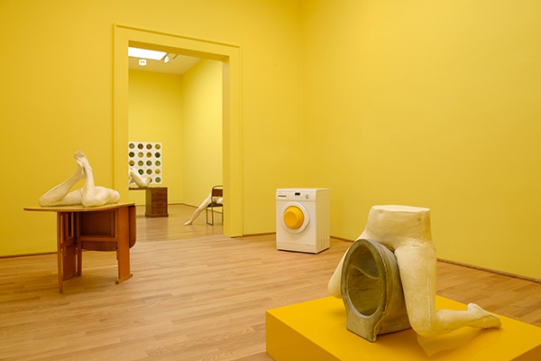 Sarah Lucas “I SCREAM DADDIO” At The British Pavilion, Venice Biennale ...